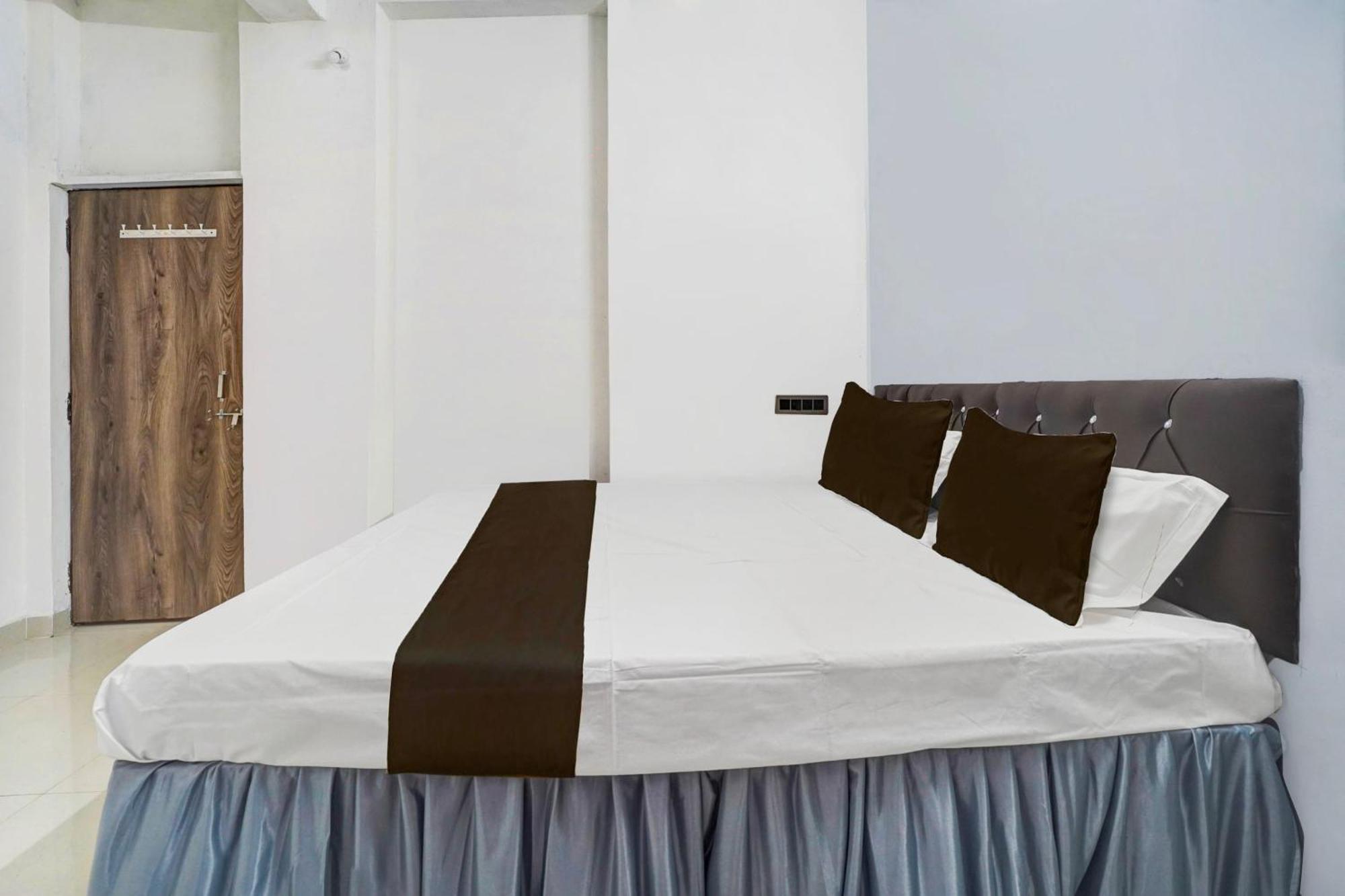 Hotel O Dream Star Bhilai Bagian luar foto